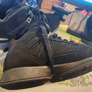 Men's size 7 new Fubu sneakers